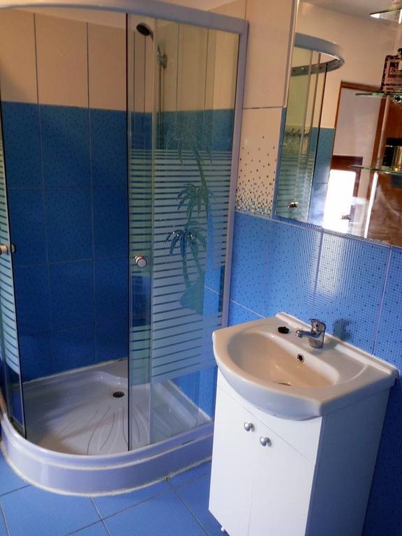 בית הארחה Partizanii 	Casa Marcone מראה חיצוני תמונה